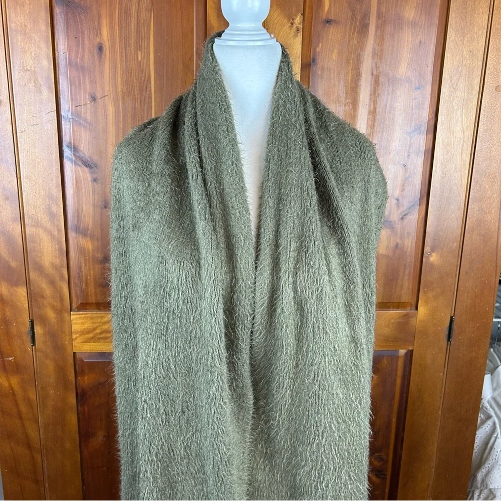Free People Fringe Blanket Scarf in Olive Green Boho Cozy Outdoor Soft